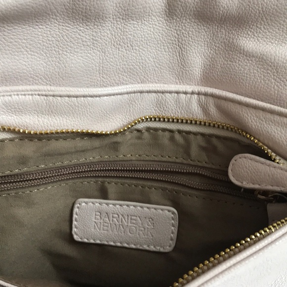 Purse - Picture 2 of 4